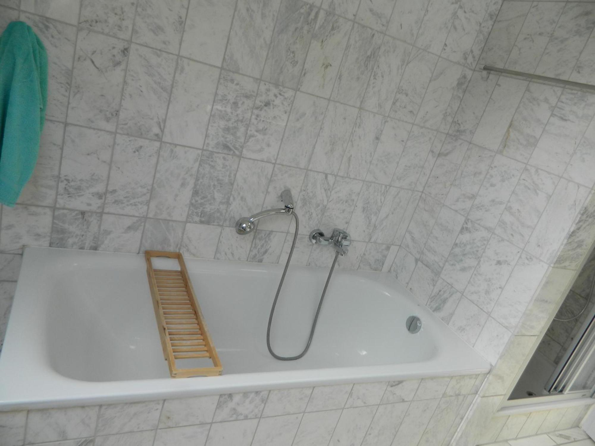 Helle 1Obergeschosswohnung Og Mohnesee Bagian luar foto