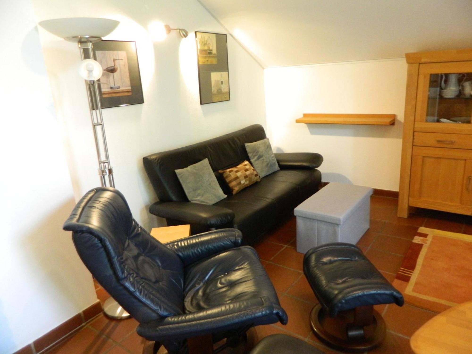 Helle 1Obergeschosswohnung Og Mohnesee Bagian luar foto